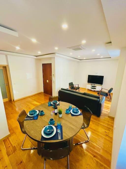 Lisbon 67 Amazing Family Flat In Great Location City Center Bagian luar foto